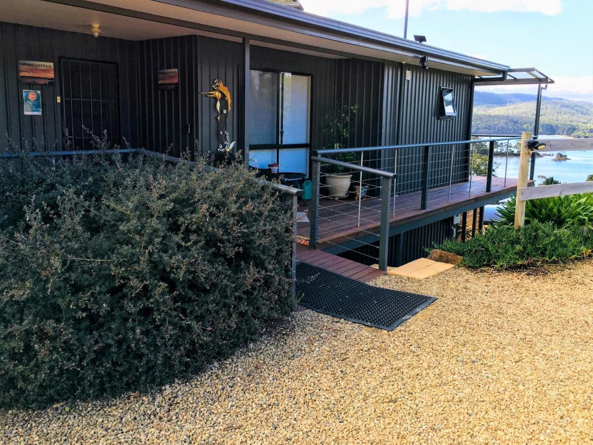 Storm Bay B&B White Beach Екстер'єр фото